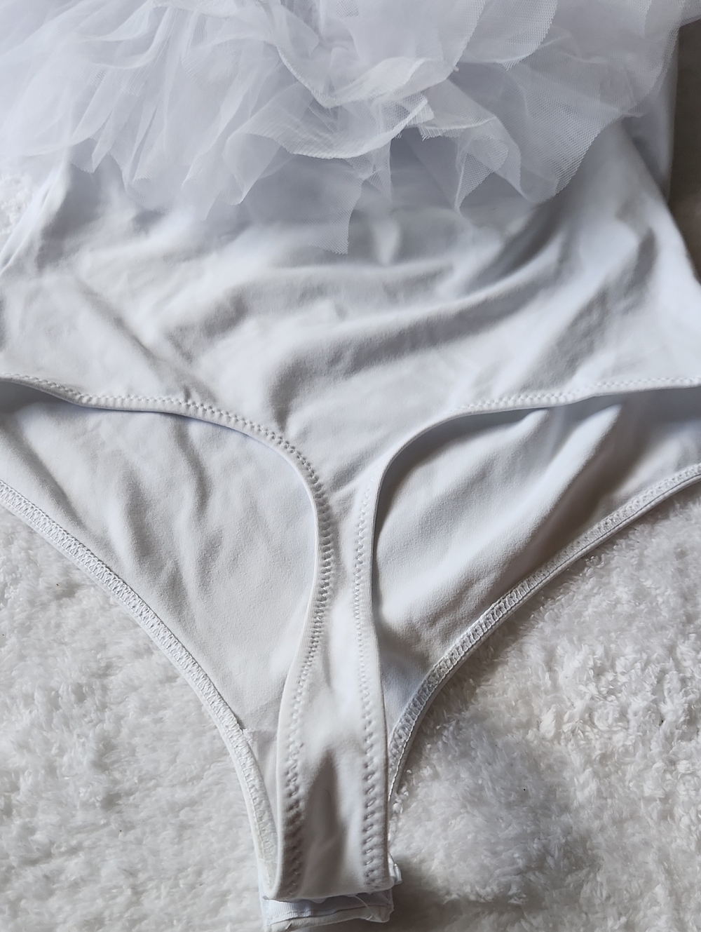 Intimately By Free PeopleWhite Ruffled Tulle One-Piece Bodysuit - M - Picture 11 of 12